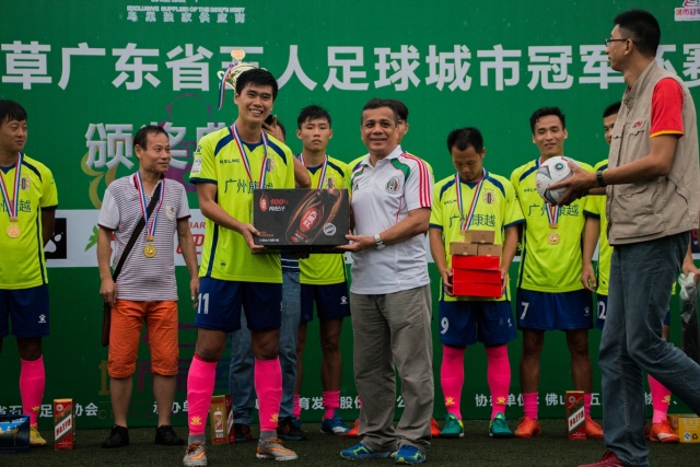 明晚油价将上涨，95号汽油或突破9元大关